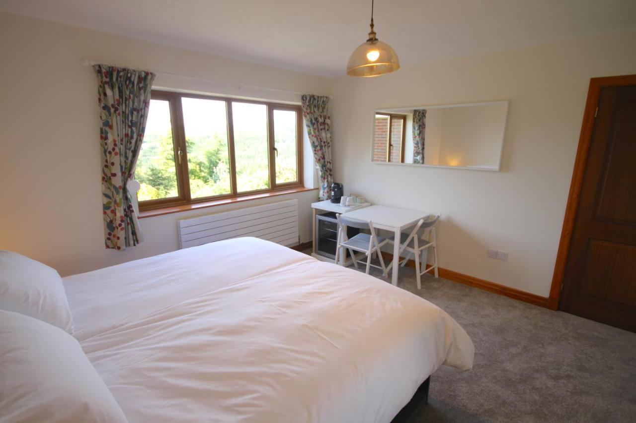 Vale View Bed & Breakfast Ffrith Dış mekan fotoğraf
